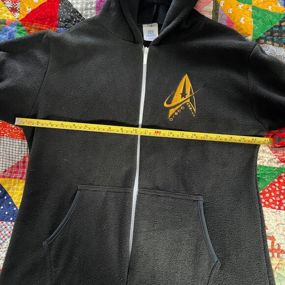 Star Trek Discovery Adult Pajamas - Rare Crew Gift - Picture 9 of 9